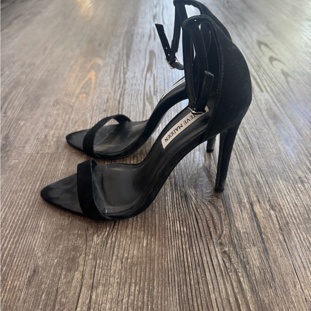 Steve Madden Elegant Black Stiletto Heels - Picture 2 of 5